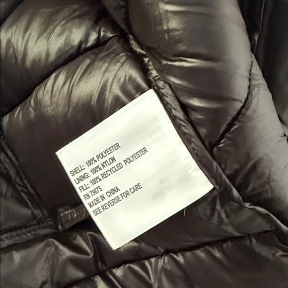 Michael Kors Women's Elegant Black Puffer Coat - Picture 6 of 6